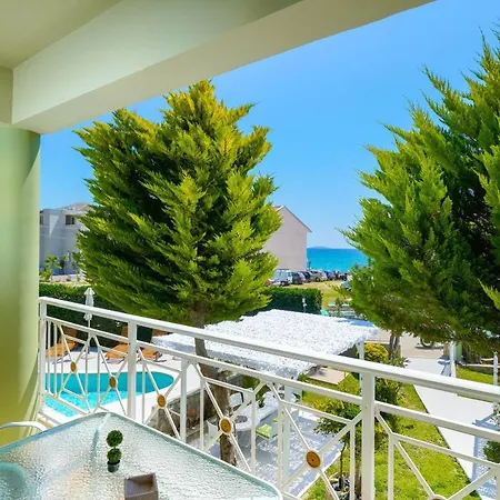 Apartman Lafeyra Limenária