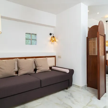 Lafeyra Apartment